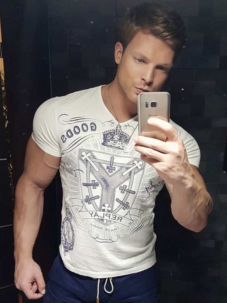 Мальчики по вызову