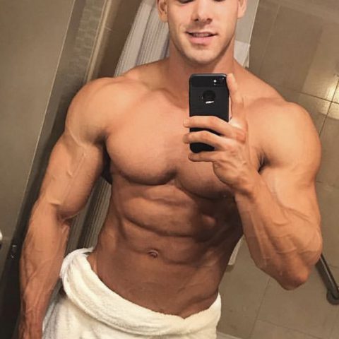 Вызвать парня по вызову