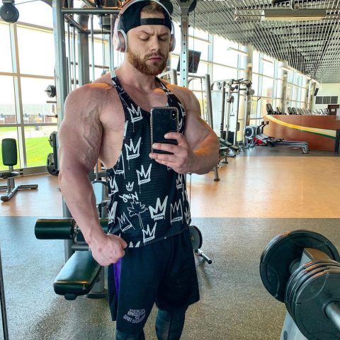 Мужчина по вызову