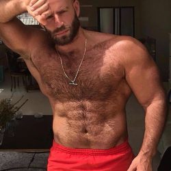 мужчина по вызову