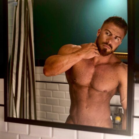 мужчина по вызову для секса